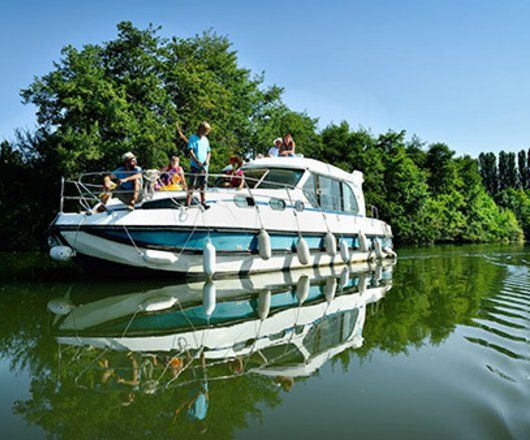 Bateau habitable sur la Sarthe 