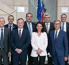 Photo de groupe des membres de Team France Export le 19 septembre 2018 à l'hôtel de Région, Nantes